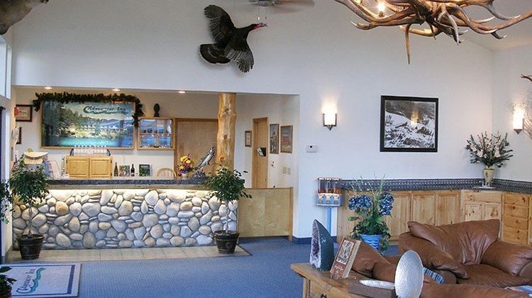 The Edgewater Inn Lobby