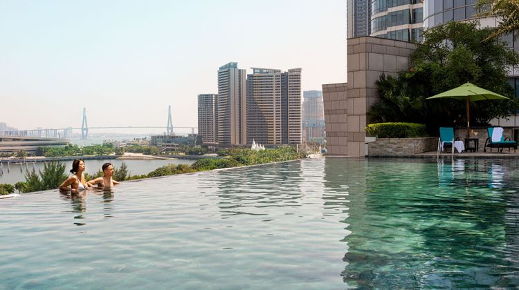 Sheraton Zhanjiang Hotel Pool