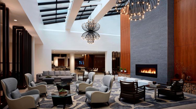Long Island Marriott Exterior