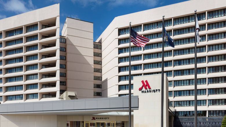 <b>Long Island Marriott Exterior</b>. Images powered by <a href="https://www.leonardoworldwide.com/" title="Leonardo Worldwide" target="_blank">Leonardo</a>.