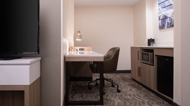 SpringHill Suites by Marriott Suite