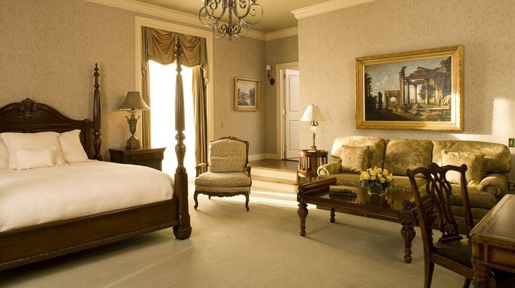 Oheka Castle Hotel & Estate Suite