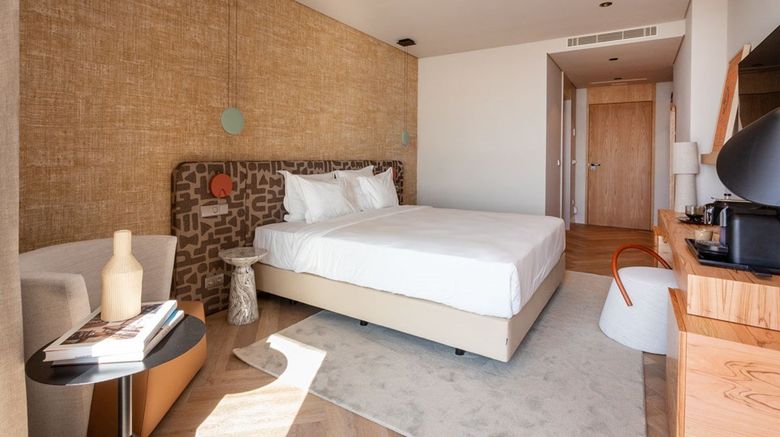 <b>Upon Vila Room</b>. Images powered by <a href="https://www.leonardoworldwide.com/" title="Leonardo Worldwide" target="_blank">Leonardo</a>.
