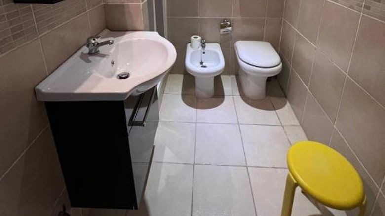<b>Brenta Hotel Room</b>. Images powered by <a href="https://www.leonardoworldwide.com/" title="Leonardo Worldwide" target="_blank">Leonardo</a>.