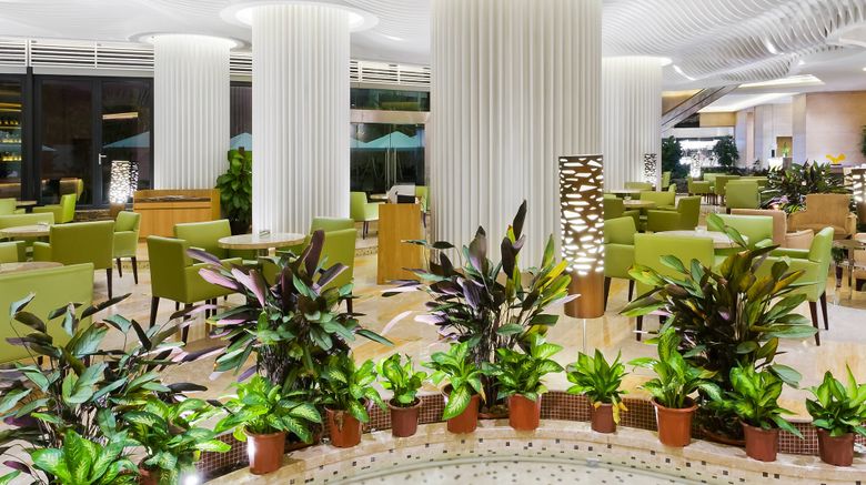 <b>Four Points by Sheraton Hainan, Sanya Lobby</b>. Images powered by <a href="https://www.leonardoworldwide.com/" title="Leonardo Worldwide" target="_blank">Leonardo</a>.