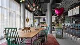<b>Moxy Vienna City East Restaurant</b>. Images powered by <a href="https://www.leonardoworldwide.com/" title="Leonardo Worldwide" target="_blank">Leonardo</a>.