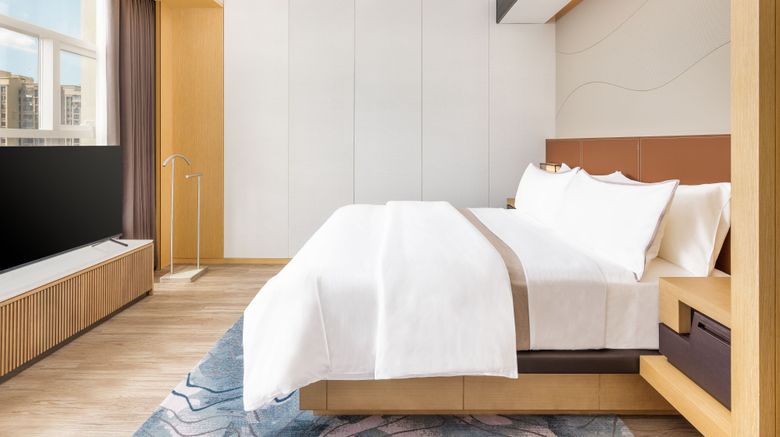 <b>The Westin Wuhan Hanyang Room</b>. Images powered by <a href="https://www.leonardoworldwide.com/" title="Leonardo Worldwide" target="_blank">Leonardo</a>.