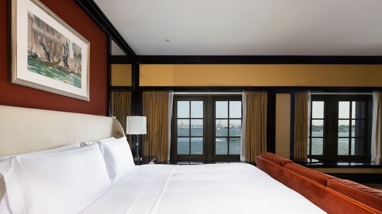 <b>Casa Cipriani New York Suite</b>. Images powered by <a href="https://www.leonardoworldwide.com/" title="Leonardo Worldwide" target="_blank">Leonardo</a>.