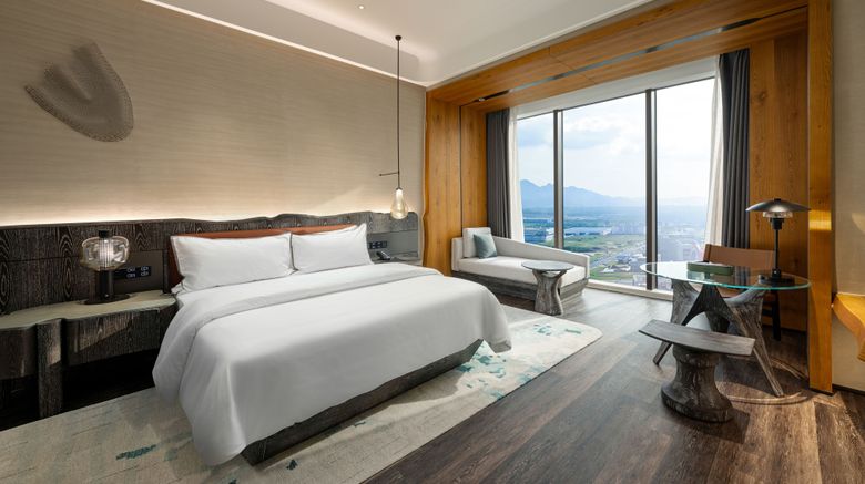 <b>The Westin Yantai Room</b>. Images powered by <a href="https://www.leonardoworldwide.com/" title="Leonardo Worldwide" target="_blank">Leonardo</a>.