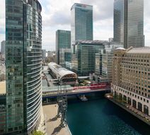 Marriott Exec Apts West India Quay Exterior