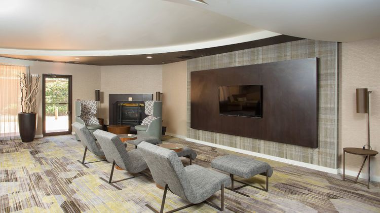 Courtyard Boston Westborough Lobby