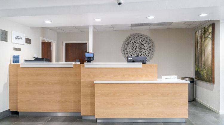 Fairfield Inn and Suites Beaumont Lobby