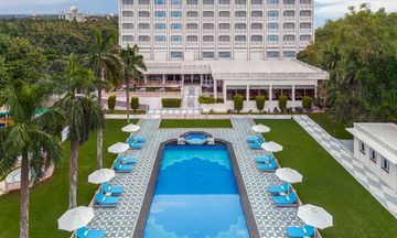 The Gateway Hotel Fatehadbad Rd Agra