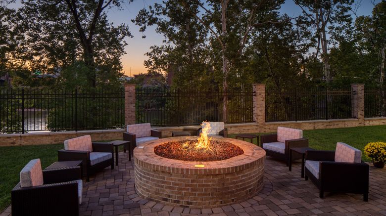 <b>Courtyard by Marriott Charleston Exterior</b>. Images powered by <a href="https://www.leonardoworldwide.com/" title="Leonardo Worldwide" target="_blank">Leonardo</a>.