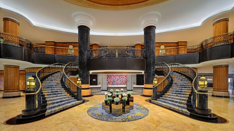 Sheraton Surabaya Hotel & Towers Lobby