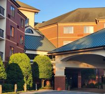 Courtyard by Marriott Hickory Exterior