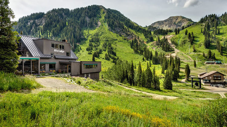 Alta Lodge Exterior