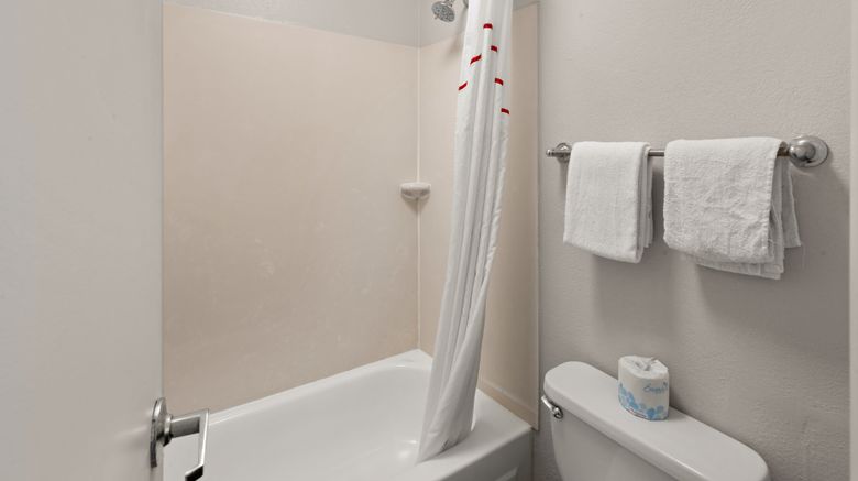 <b>Red Roof Inn Binghamton - Johnson City Room</b>. Images powered by <a href="https://www.leonardoworldwide.com/" title="Leonardo Worldwide" target="_blank">Leonardo</a>.