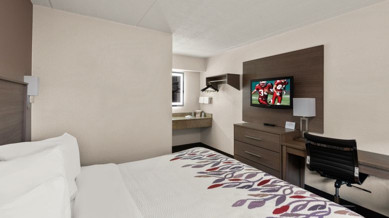 <b>Red Roof Inn Binghamton - Johnson City Room</b>. Images powered by <a href="https://www.leonardoworldwide.com/" title="Leonardo Worldwide" target="_blank">Leonardo</a>.