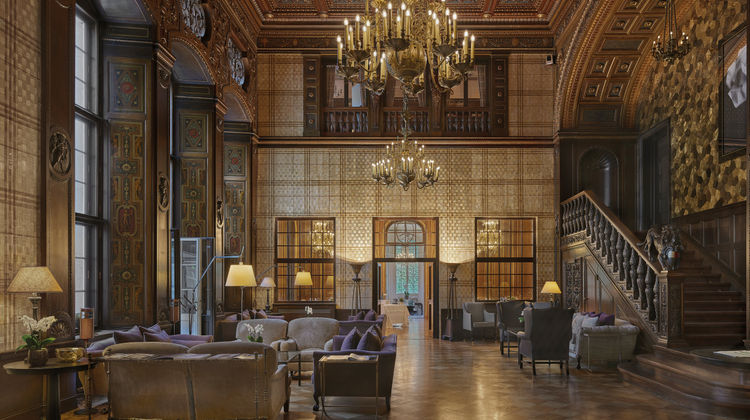 Patrick Hellmann Schlosshotel Lobby