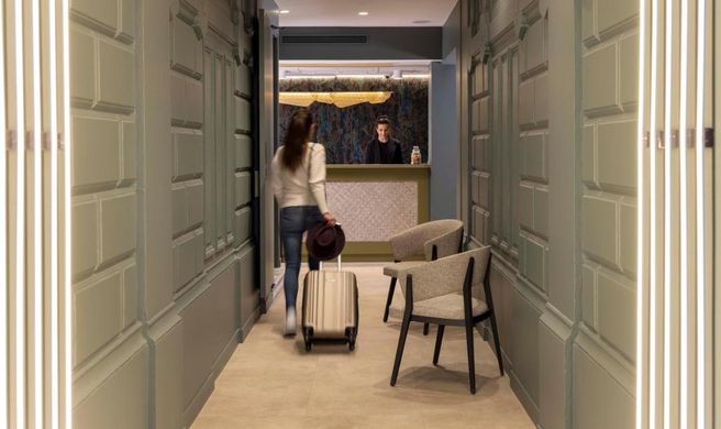 Grand Hotel Leveque Lobby