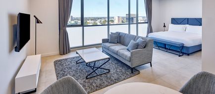Meriton Suites Liverpool Room