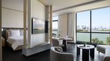 Four Seasons Hotel Suzhou Room