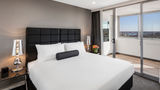 Meriton Suites Bondi Junction Suite