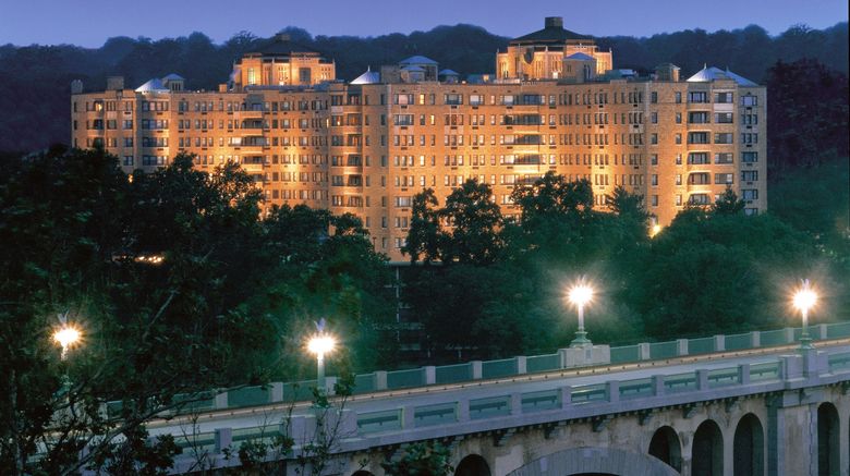 Omni Shoreham Hotel Exterior. Images powered by <a href="https://www.leonardoworldwide.com" target="_blank" rel="noopener">Leonardo</a>.