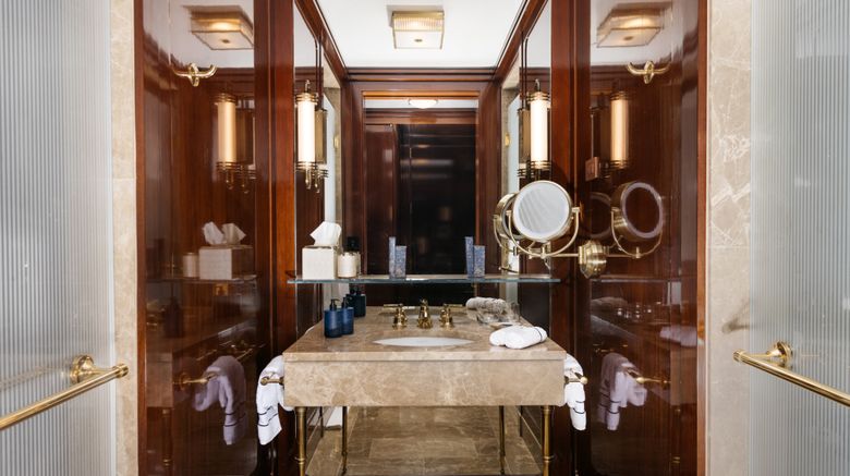<b>Casa Cipriani New York Room</b>. Images powered by <a href="https://www.leonardoworldwide.com/" title="Leonardo Worldwide" target="_blank">Leonardo</a>.