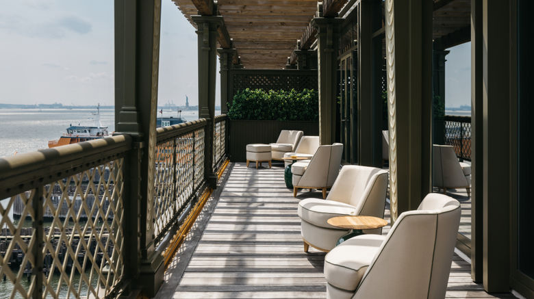 <b>Casa Cipriani New York Suite</b>. Images powered by <a href="https://www.leonardoworldwide.com/" title="Leonardo Worldwide" target="_blank">Leonardo</a>.