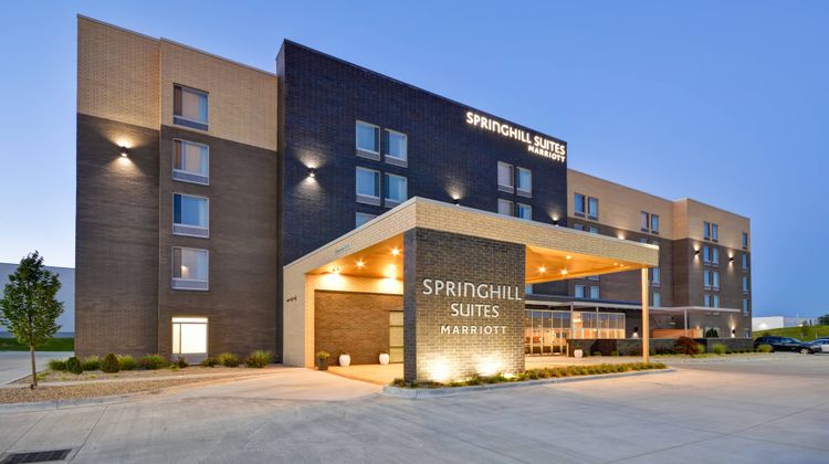 SpringHill Suites Cincinnati Blue Ash Exterior