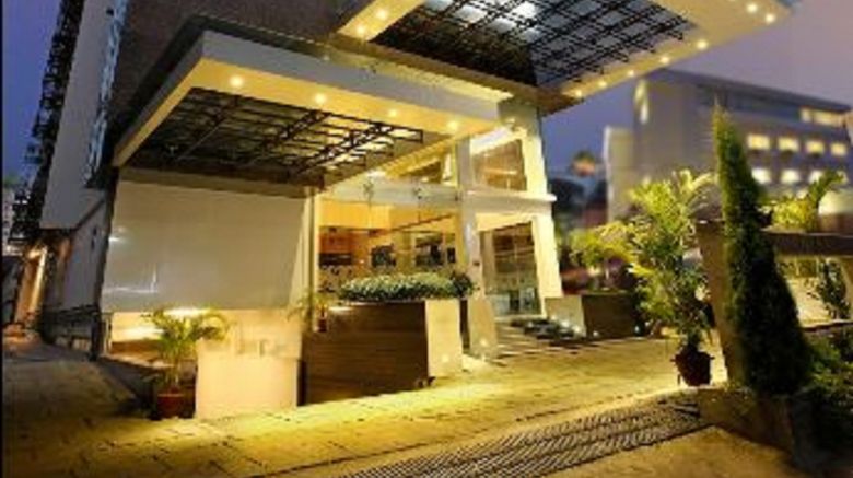Ginger Kochi MG Road Exterior. Images powered by <a href="https://www.leonardoworldwide.com" target="_blank" rel="noopener">Leonardo</a>.
