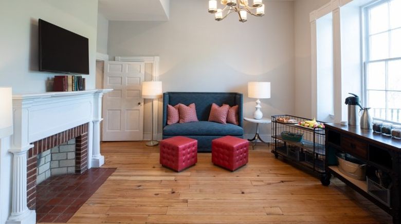 <b>The Blackburn Inn Lobby</b>. Images powered by <a href="https://www.leonardoworldwide.com/" title="Leonardo Worldwide" target="_blank">Leonardo</a>.