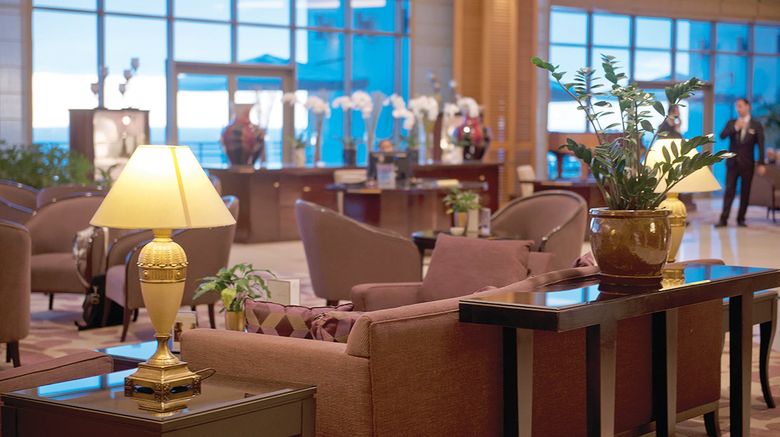 <b>Le Royal Hotel Beirut Lobby</b>. Images powered by <a href="https://www.leonardoworldwide.com/" title="Leonardo Worldwide" target="_blank">Leonardo</a>.