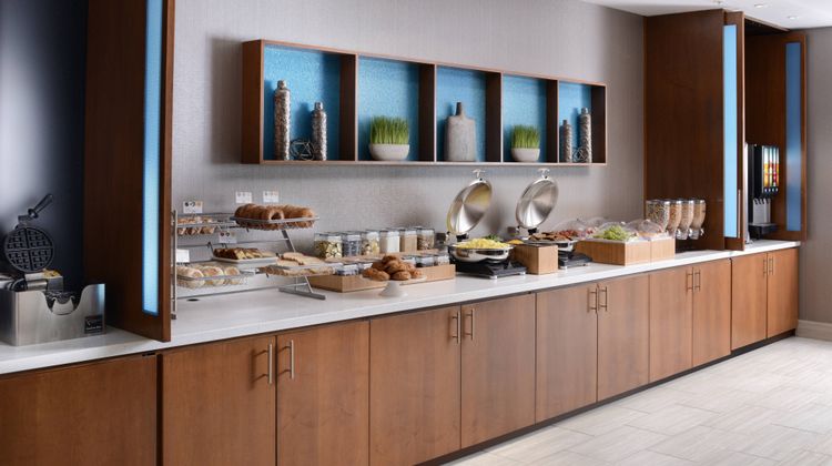 SpringHill Sts by Marriott NW at The Rim Restaurant