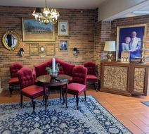 Bechs Hotel Lobby
