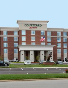 Courtyard Youngstown Canfield