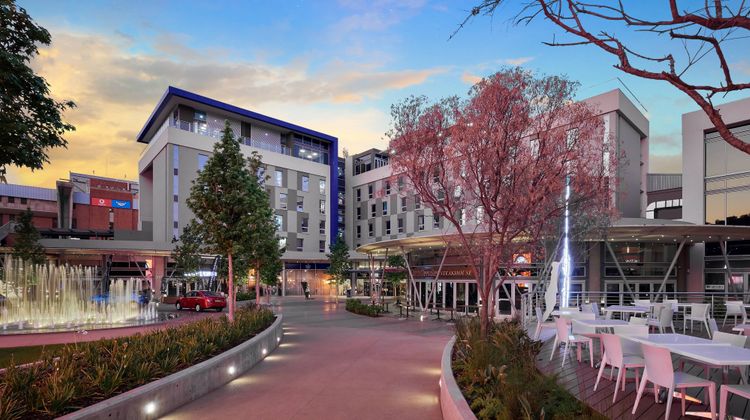 Protea Hotel Pretoria Loftus Park Exterior
