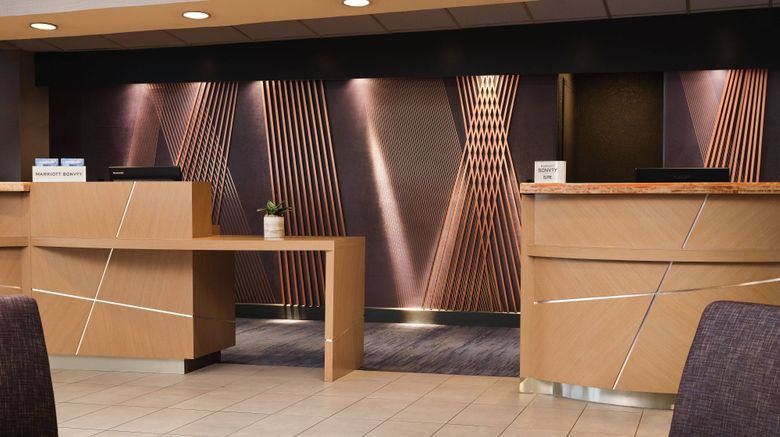 <b>Costa Mesa Marriott Lobby</b>. Images powered by <a href="https://www.leonardoworldwide.com/" title="Leonardo Worldwide" target="_blank">Leonardo</a>.