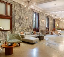 Le Meridien Tampa Lobby