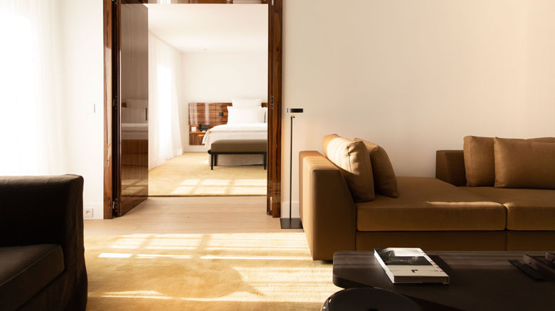<b>Hotel Costes Suite</b>. Images powered by <a href="https://www.leonardoworldwide.com/" title="Leonardo Worldwide" target="_blank">Leonardo</a>.
