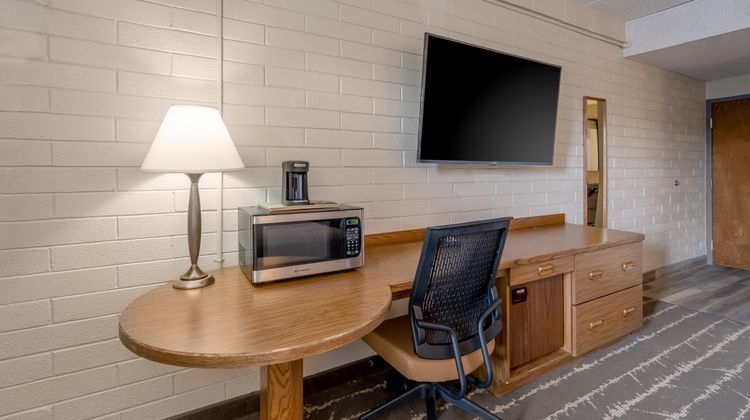 El Rancho Motel Room