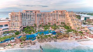 Grand Fiesta Americana Coral Beach