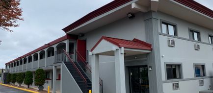Red Roof Inn Copiague Exterior