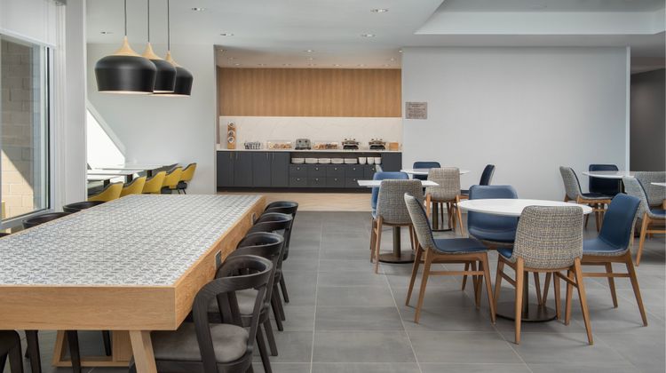 TownePlace Suites Cincinnati Mason Restaurant