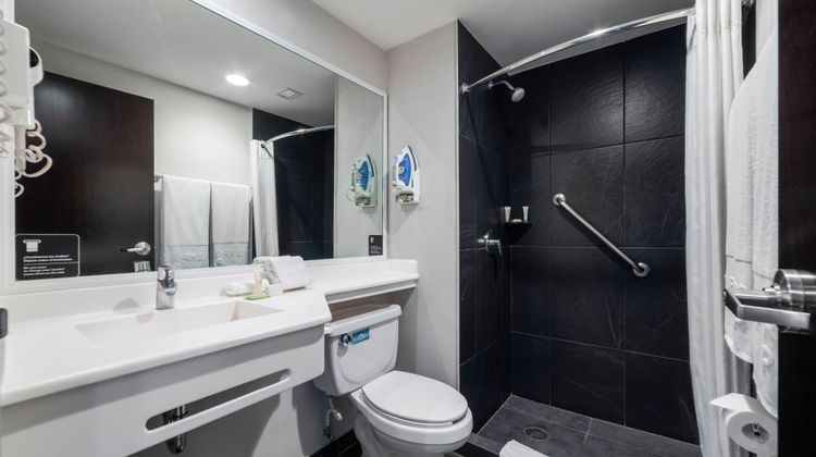 City Express Plus by Marriott Suite
