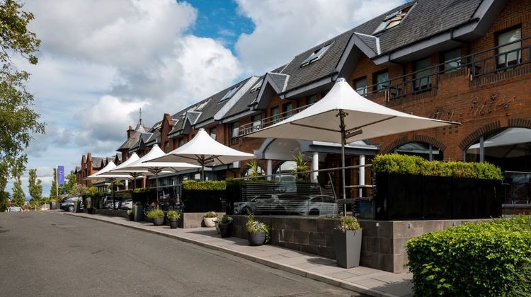 Glynhill Hotel & Leisure Club Exterior