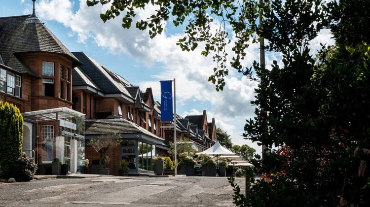 Glynhill Hotel & Leisure Club Exterior