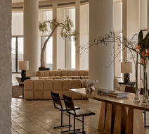 Kaipuu on the Reef Lobby
